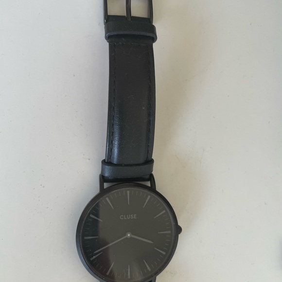 Cluse Black Leather Watch - Picture 3 of 7